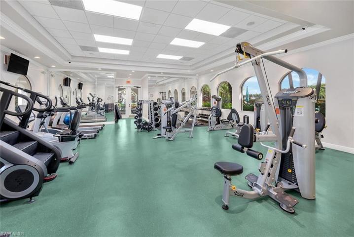 12850  Carrington  CIR, Naples, FL 34105