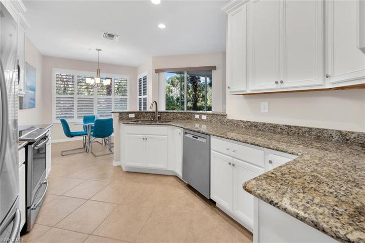 12850  Carrington  CIR, Naples, FL 34105