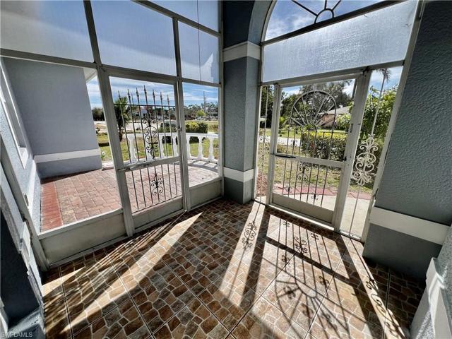 4404  5th W ST, LEHIGH ACRES, FL 33971