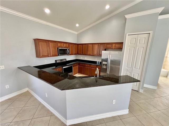 4404  5th W ST, LEHIGH ACRES, FL 33971