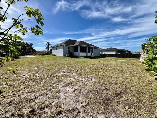 4404  5th W ST, LEHIGH ACRES, FL 33971