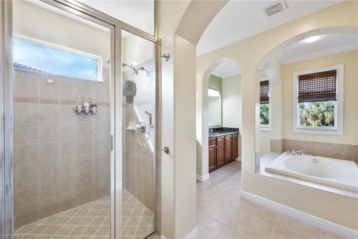 WALK IN SHOWER IN MASTER SUITE BATH