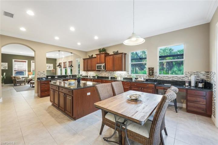 KITCHEN DINING AREA IMAGINE