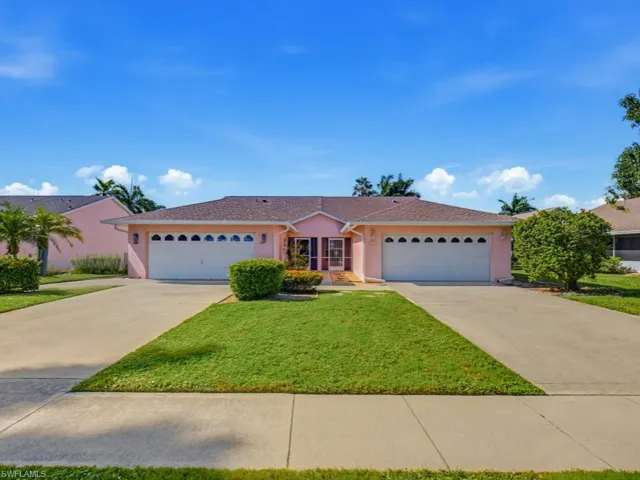 447 Saint Andrews Blvd 144-0, Naples, Florida 34113