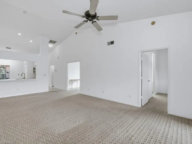 447 Saint Andrews Blvd 144-0, Naples, Florida 34113