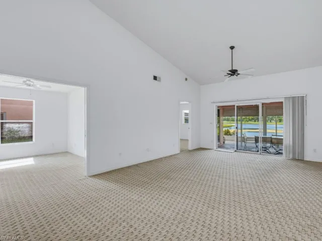 447 Saint Andrews Blvd 144-0, Naples, Florida 34113