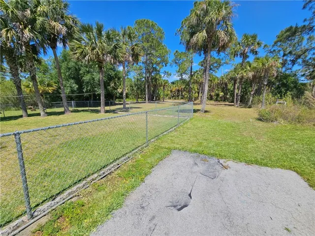 1140  16th NE ST, Naples, FL 34120
