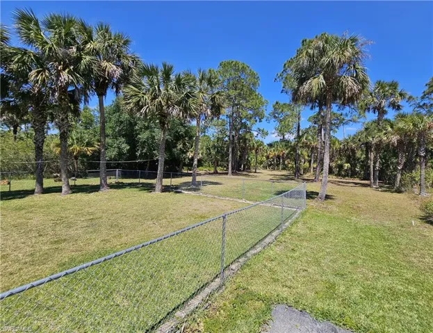 1140  16th NE ST, Naples, FL 34120