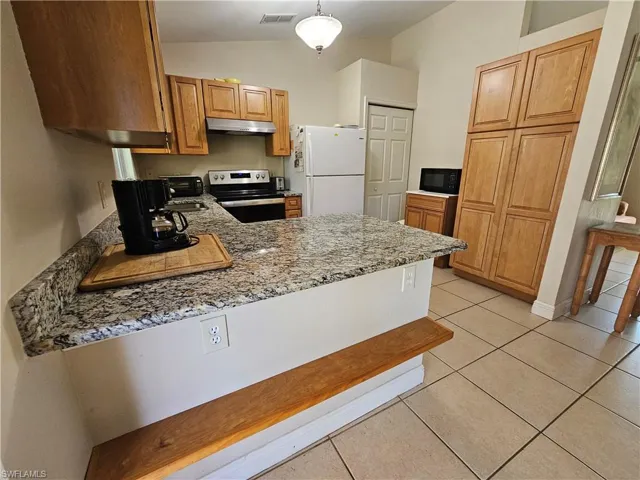 1140  16th NE ST, Naples, FL 34120