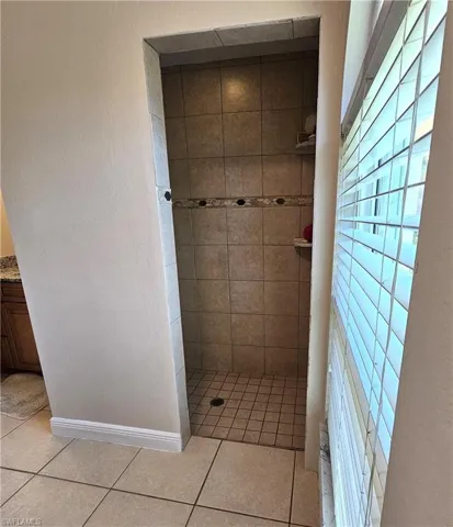 1140  16th NE ST, Naples, FL 34120