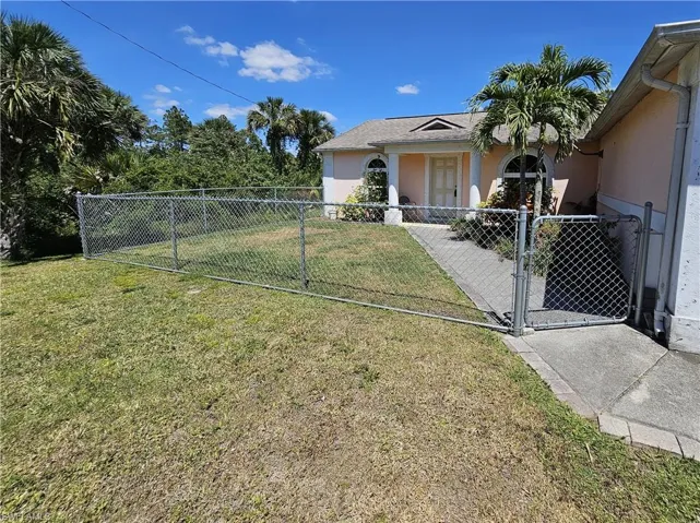 1140  16th NE ST, Naples, FL 34120