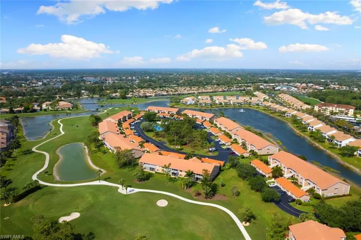 675 Saratoga Cir # 203, Naples Fl 34104