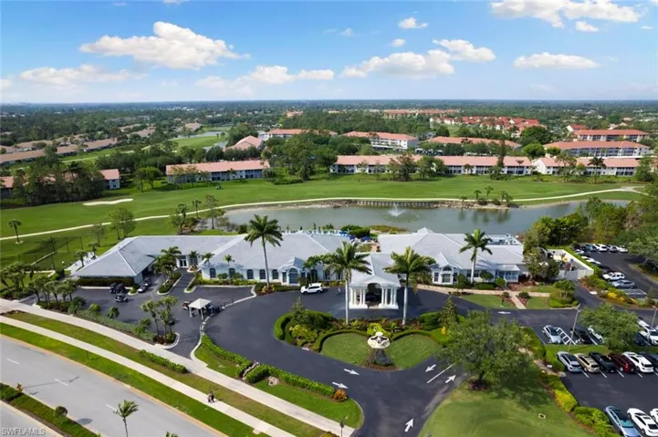 675 Saratoga Cir # 203, Naples Fl 34104