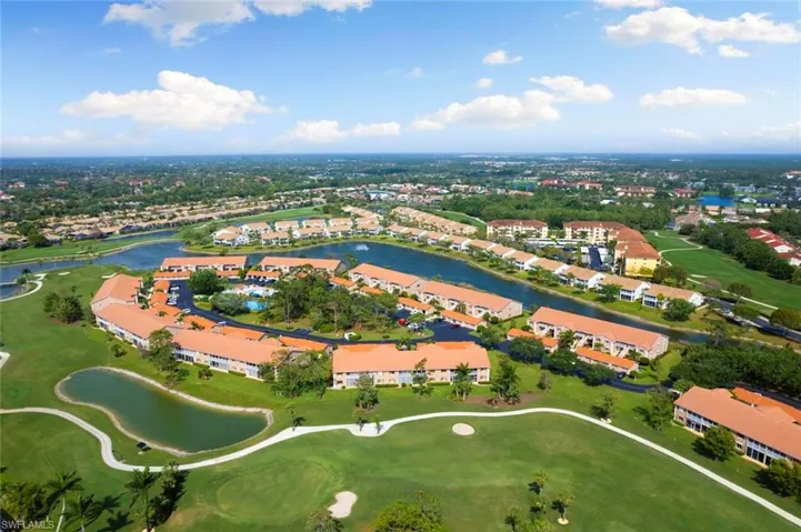 675 Saratoga Cir # 203, Naples Fl 34104