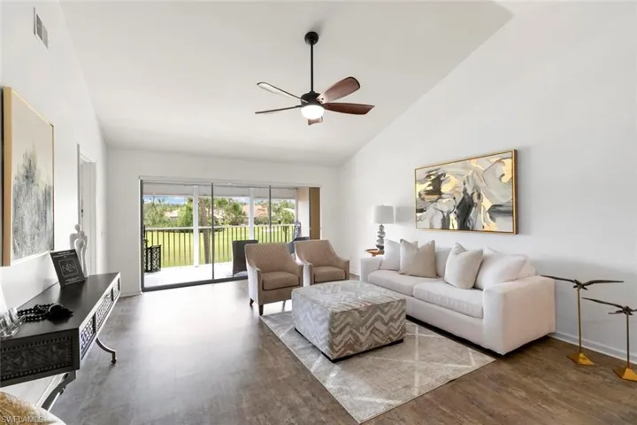 675 Saratoga Cir # 203, Naples Fl 34104