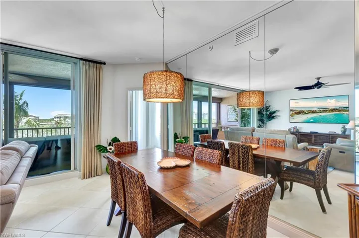 430  Cove Tower  DR, Naples, FL 34110