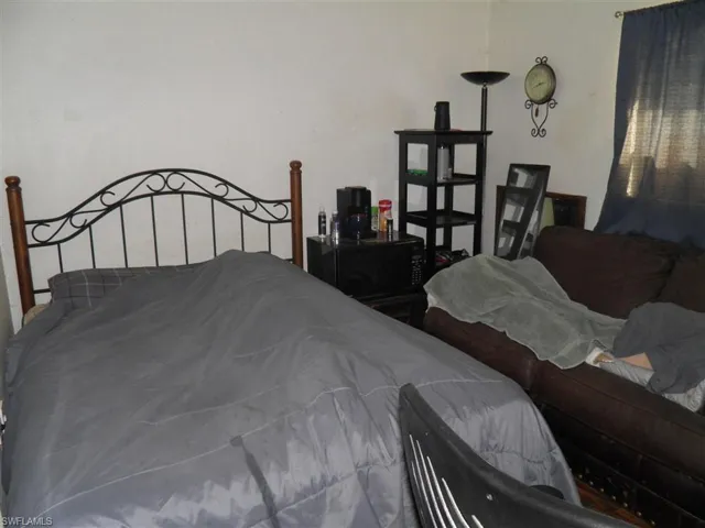 4320 6th St W, Lehigh Acres Fl 33971