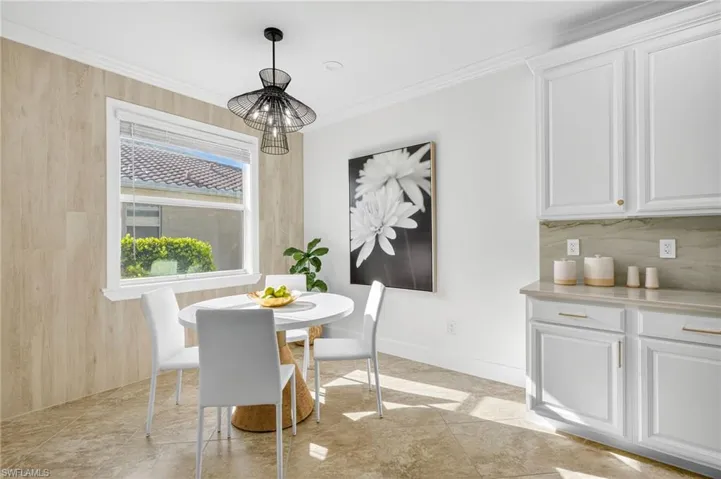 2131  Vermont  LN, Naples, FL 34120