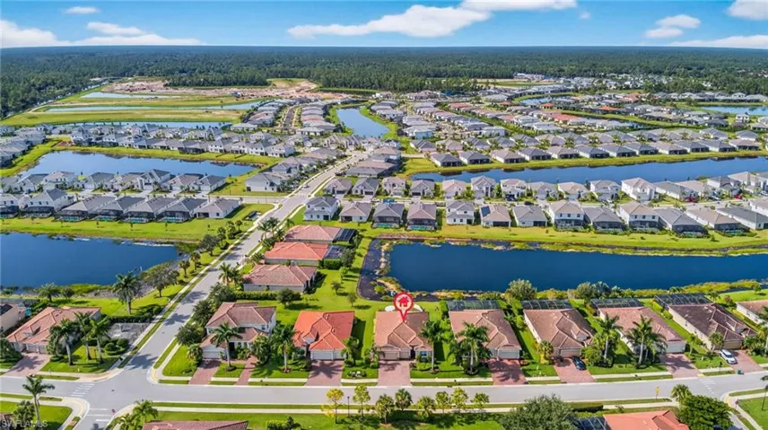 2131  Vermont  LN, Naples, FL 34120
