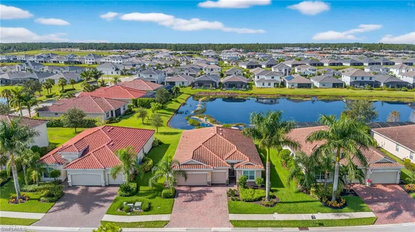 2131  Vermont  LN, Naples, FL 34120
