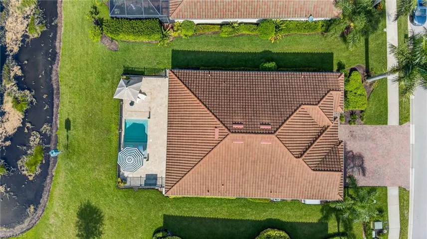2131  Vermont  LN, Naples, FL 34120