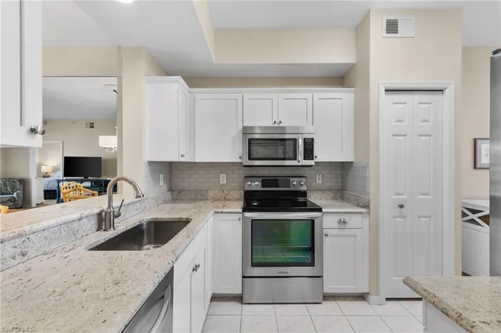 2290 Carrington Ct # 103, Naples Fl 34109
