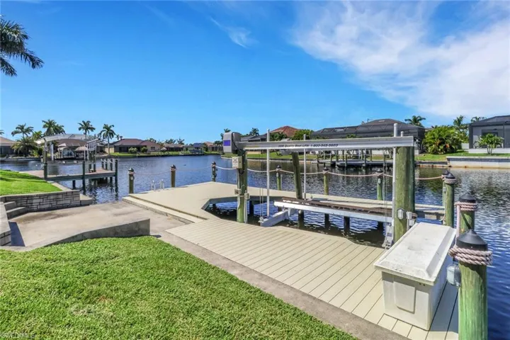 1911 Sw 47th St, Cape Coral, Florida 33914