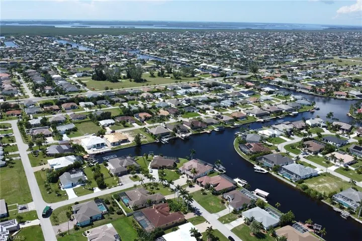 1911 Sw 47th St, Cape Coral, Florida 33914
