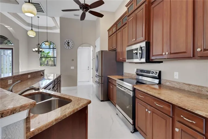 1911 Sw 47th St, Cape Coral, Florida 33914