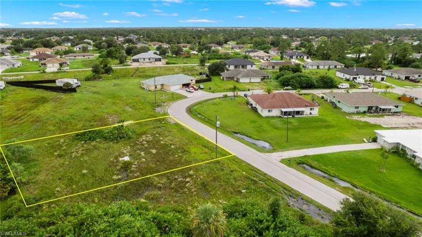 2011 Gordon Ave S, Lehigh Acres Fl 33973