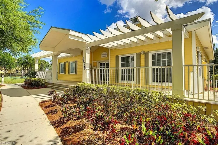 View of property exterior