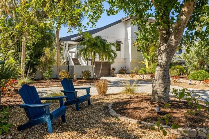 Outside Sitting Area