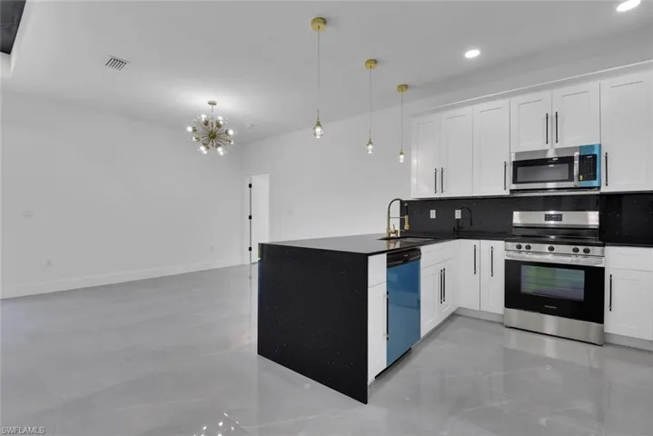 Dinning/ Kitchen Area