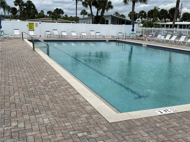 189  Chisholm  TRL, North Fort Myers, FL 33917