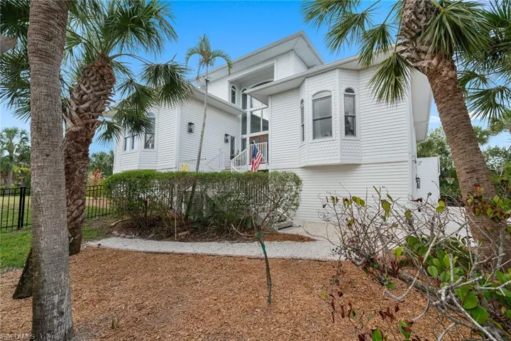 660 Anchor Dr, Sanibel, Florida 33957
