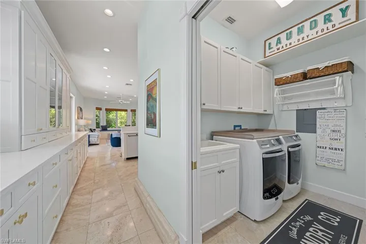 660 Anchor Dr, Sanibel, Florida 33957
