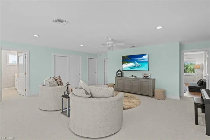 660 Anchor Dr, Sanibel, Florida 33957