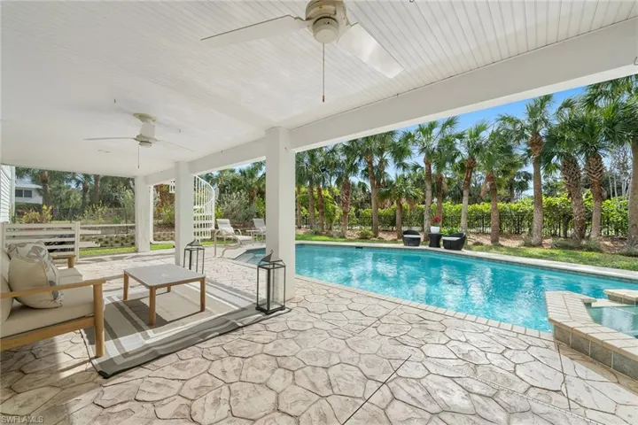 660 Anchor Dr, Sanibel, Florida 33957