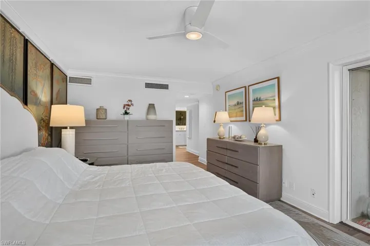 4451 Gulf Shore Blvd N 1604, Naples, Florida 34103