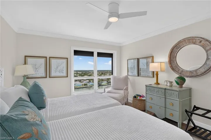 Guest bedroom