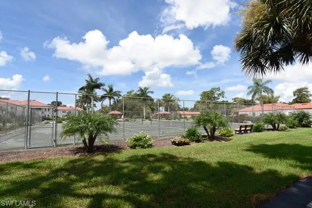 1086 Forest Lakes Dr 9303, Naples, Florida 34105