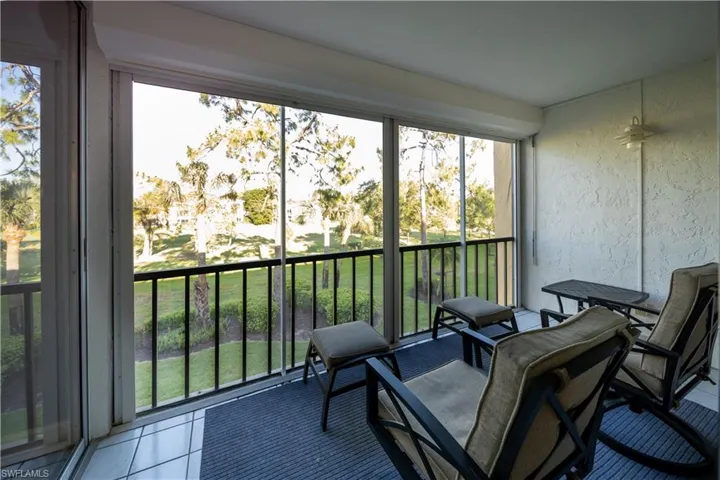 1086 Forest Lakes Dr 9303, Naples, Florida 34105