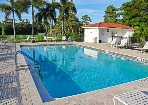 1086 Forest Lakes Dr 9303, Naples, Florida 34105