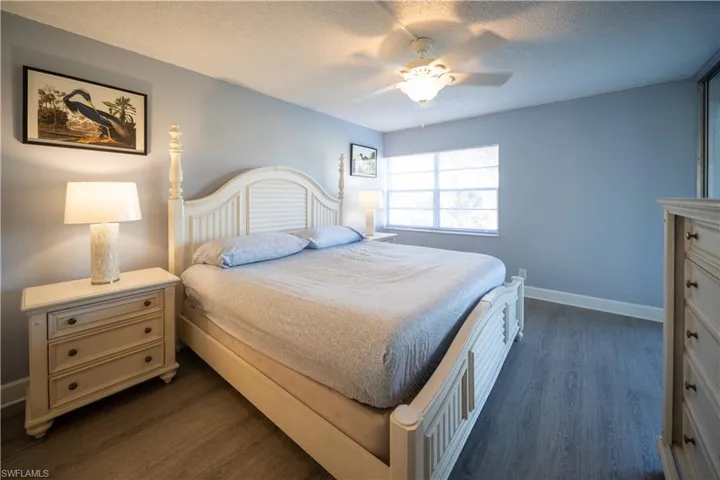 1086 Forest Lakes Dr 9303, Naples, Florida 34105
