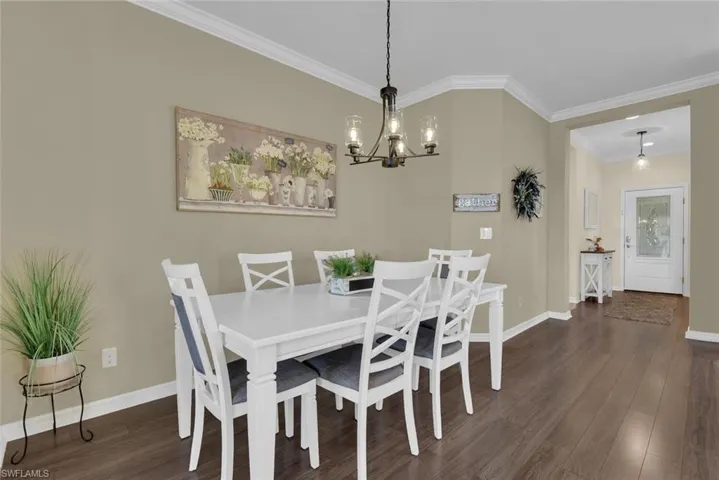 Foyer & Dining Area