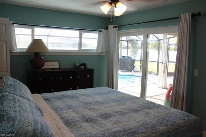 Heavenly Master Bedroom--Slider to Pool