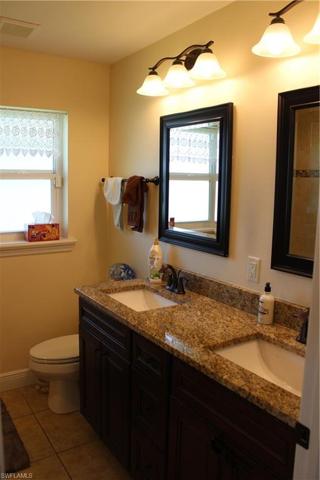 Nicely Trimmed Guest Bathroom