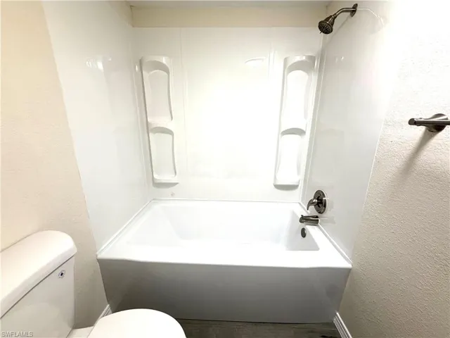3704 Broadway 204, Fort Myers, Florida 33901