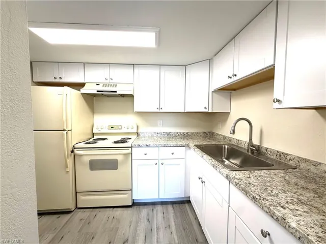 3704 Broadway 204, Fort Myers, Florida 33901