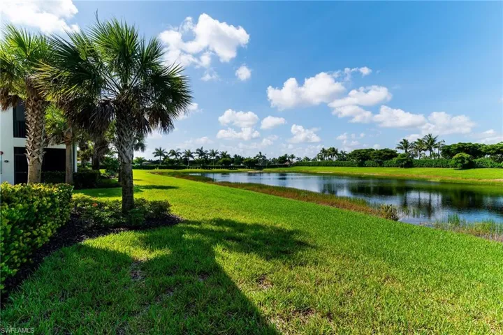12043  Hawthorn Lake  DR, Fort Myers, FL 33913